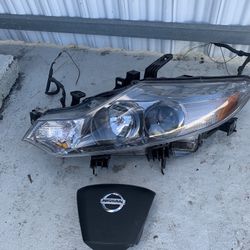 2014 Nissan Murano - Headlight - Driver Side, 