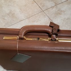 SOLO SAVAAJE Attachcase