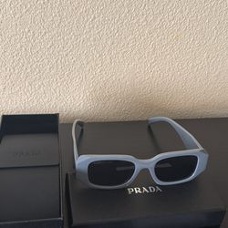 Prada PR 17WS Sunglasses in grey