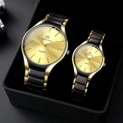 Hot Fashion Business Quartz Round Couple Watches 