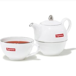 Supreme Tea Pot 