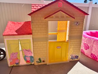 Peppa pig playhouse