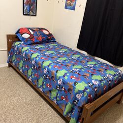 Wood 🪵 Twin Size Bed frame 