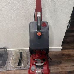 Hoover Deluxe Carpet Cleaner 