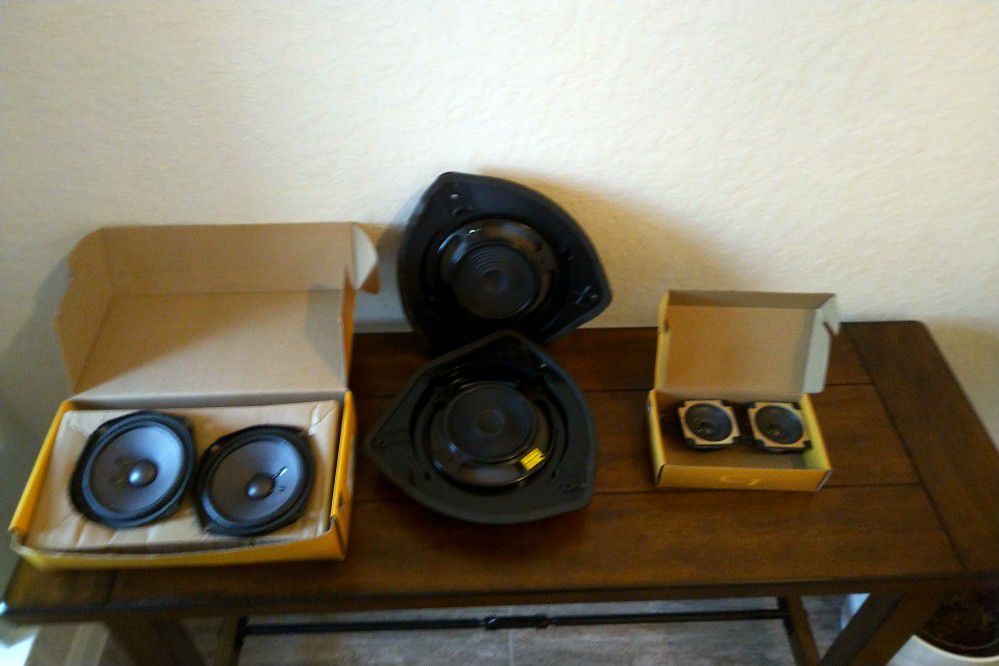 Factory Bose Speaker System
