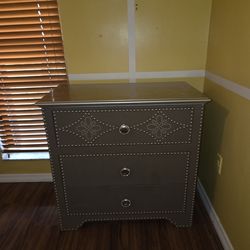 3 drawer dresser