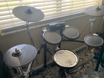 Roland Electric Drum Set