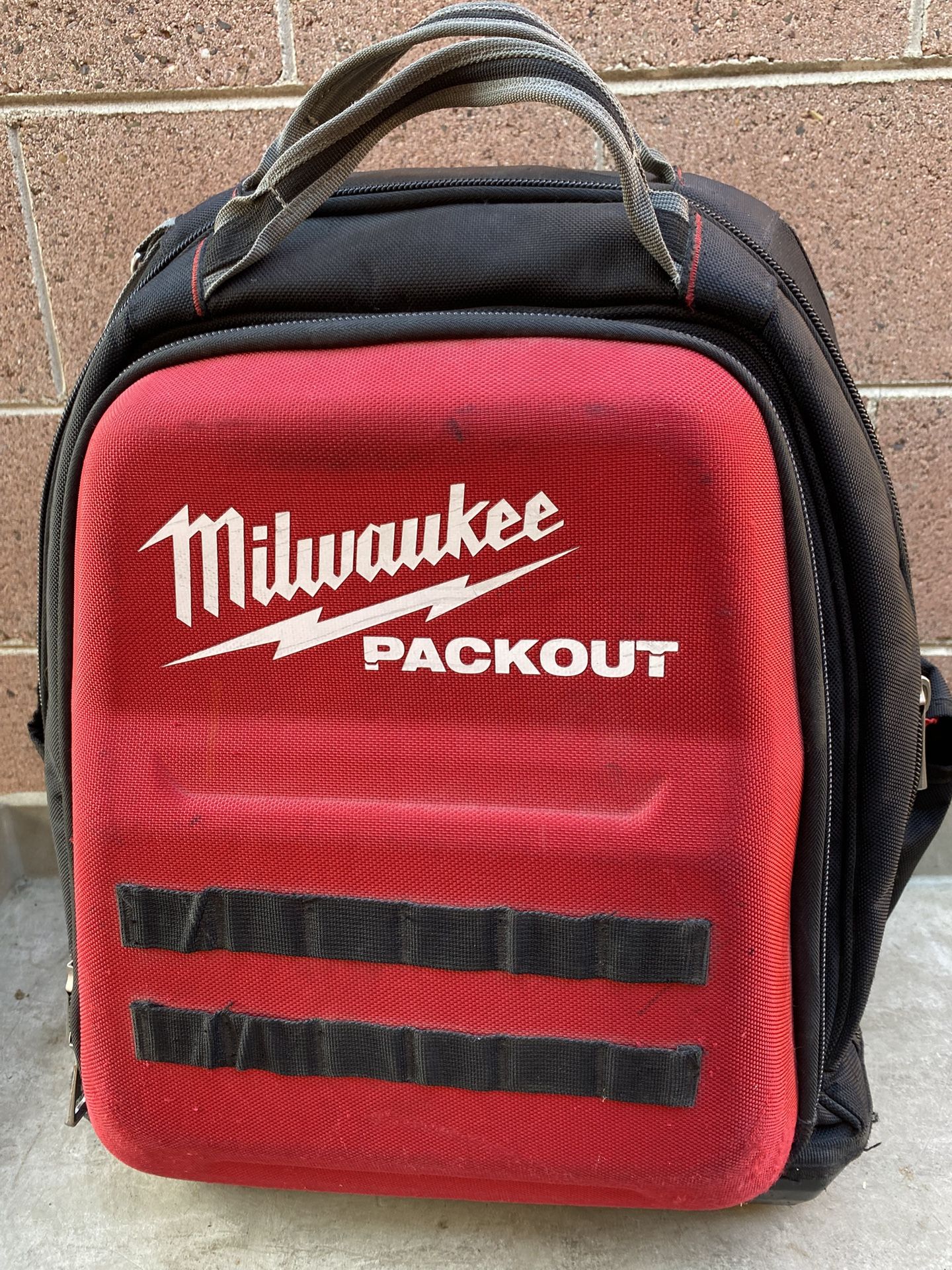Milwaukee Pack Out Tool Bag