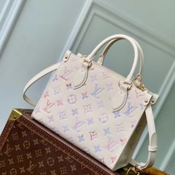 Brand new pink dynamic bag