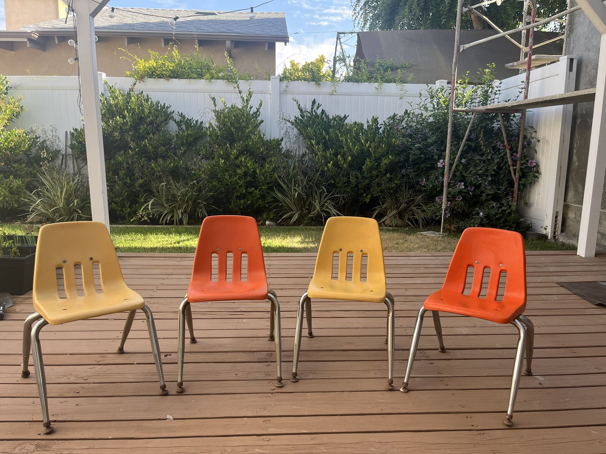 Heavy-Duty Kids’ Chairs – Set of 4