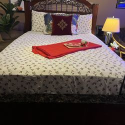 Queen Bedroom Set