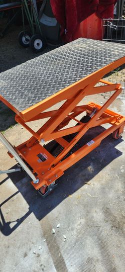 Hydraulic lift