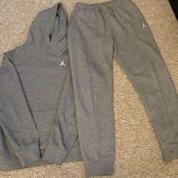 Grey Jordan Sweatsuit Size 13-15 (XL) Kids