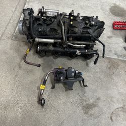 2007 6.0 Truck Ls Manifold With Injectors And Throttle Body