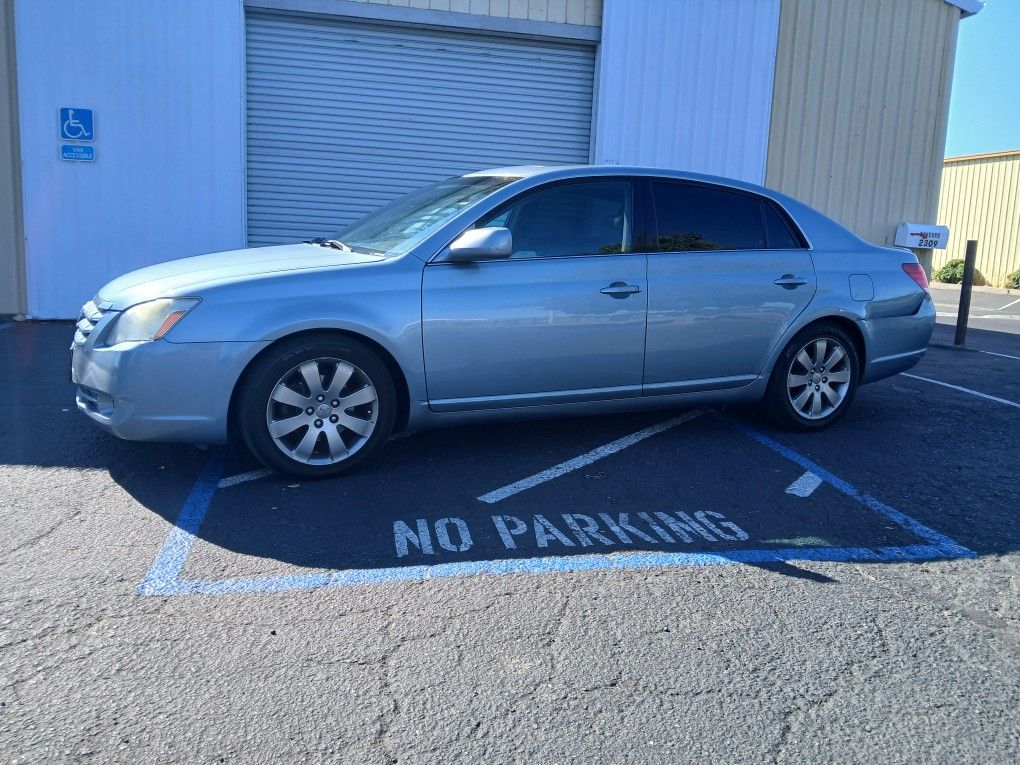 2006 Toyota Avalon