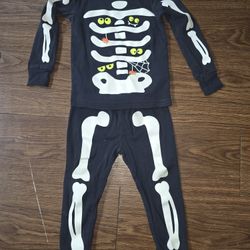 Carter’s Halloween Baby Toddler Skeleton Bones Eyes Two Piece Outfit Size 24