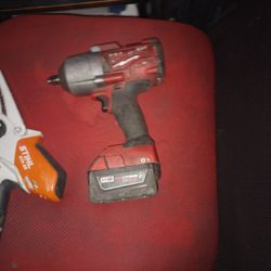 1/2inch Impact Wrench With Battery And Charger