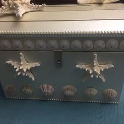 Beach wedding card box shells