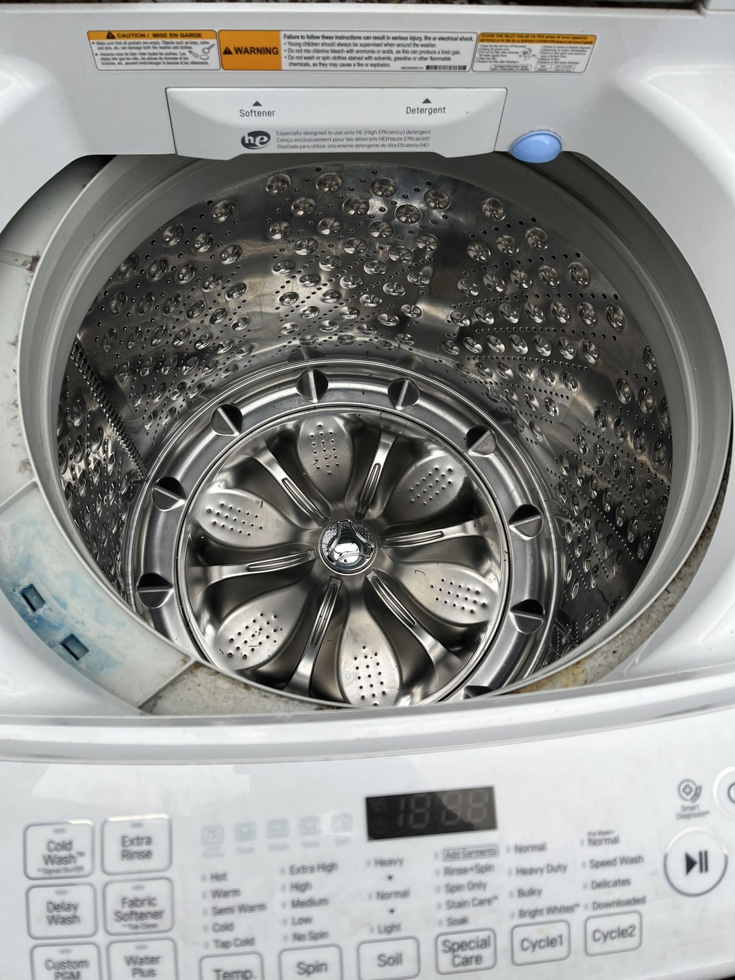 LG TOP LOAD WASHER