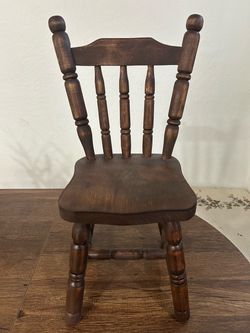 Vintage Childs Chair