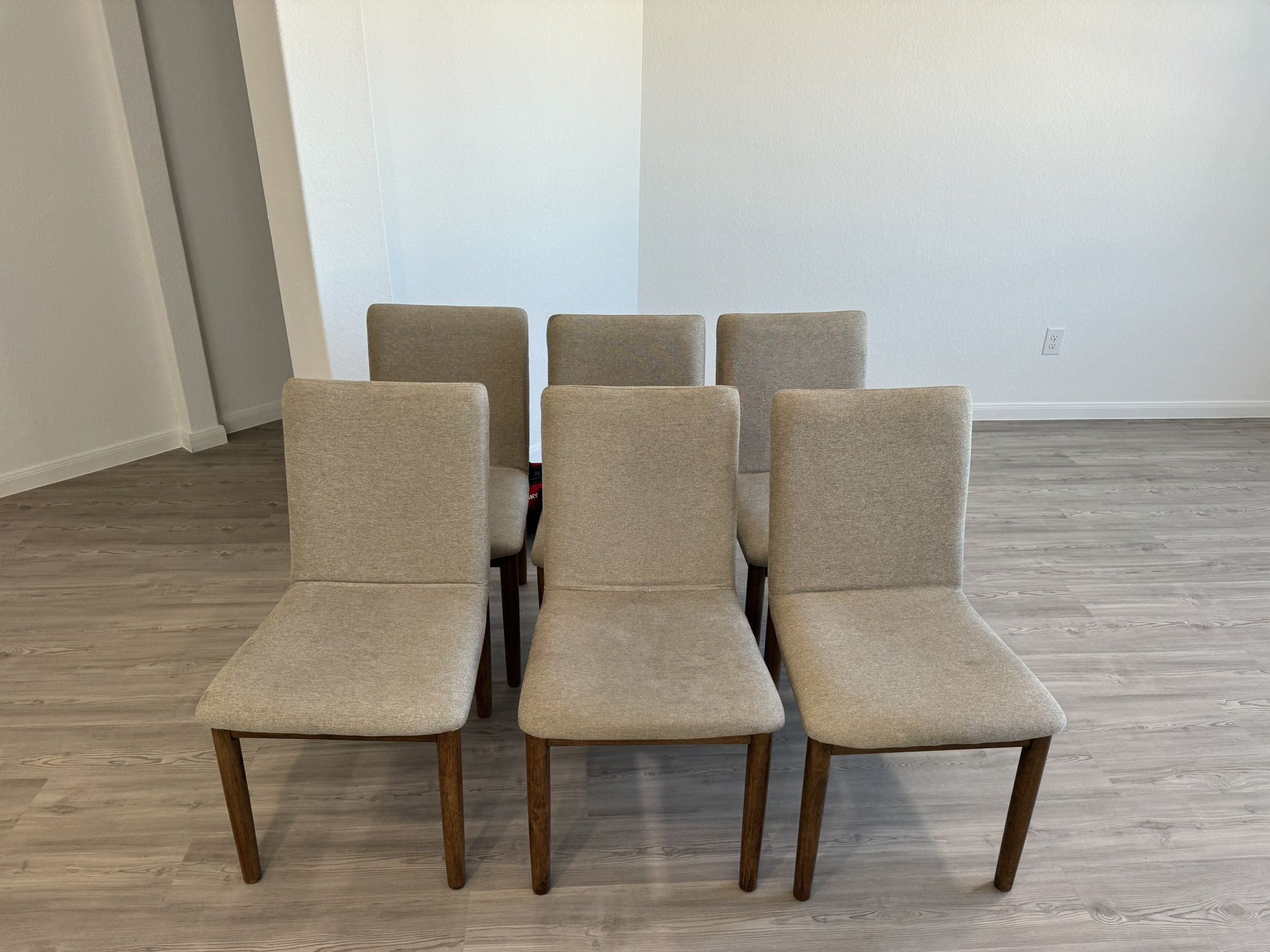 Isanti Dining Chairs