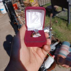 Size 8 Gold Electro Plated Ring 