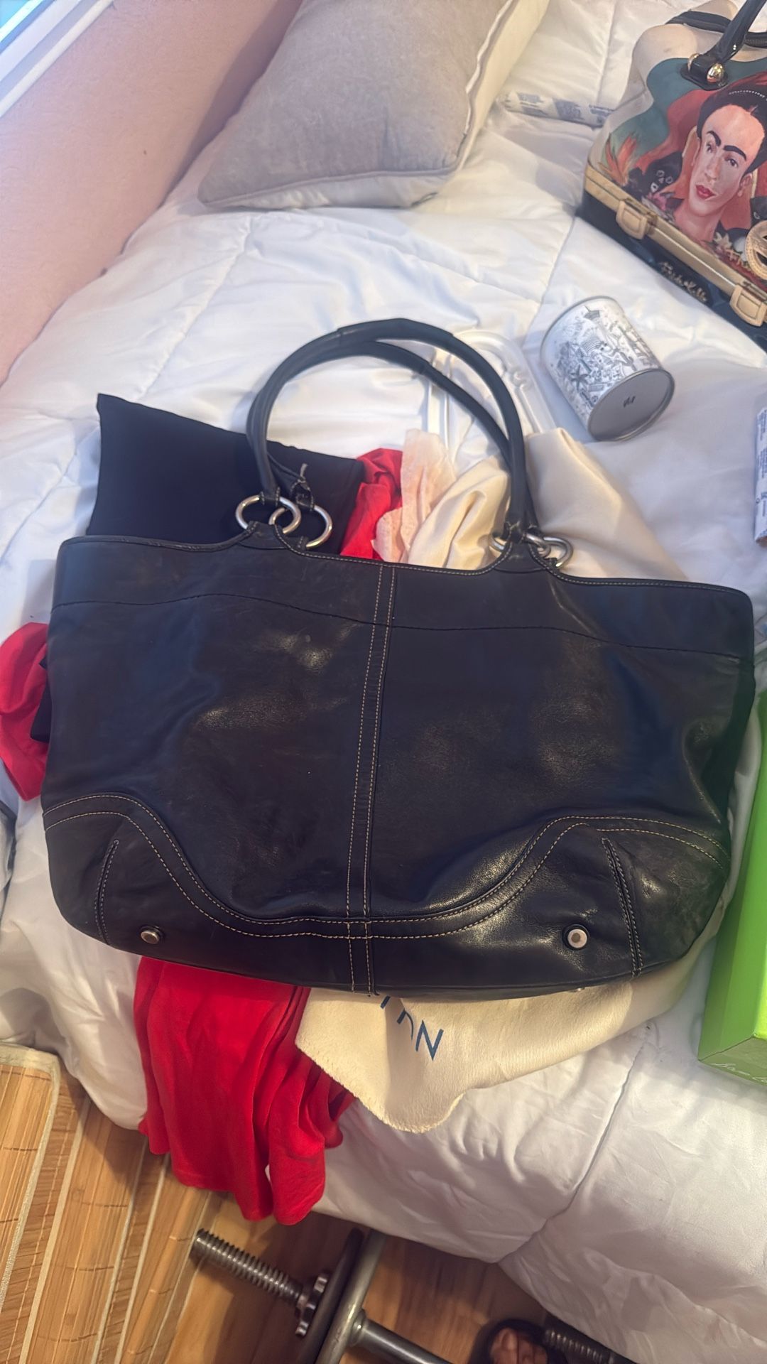 Beautiful Coach Purse In Great Condition