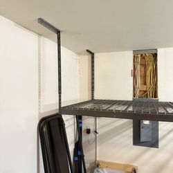 Overhead Garage Storage Unit 