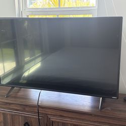 Vizio 43” Smart TV w/ Remote - Excellent for Bedroom or Office