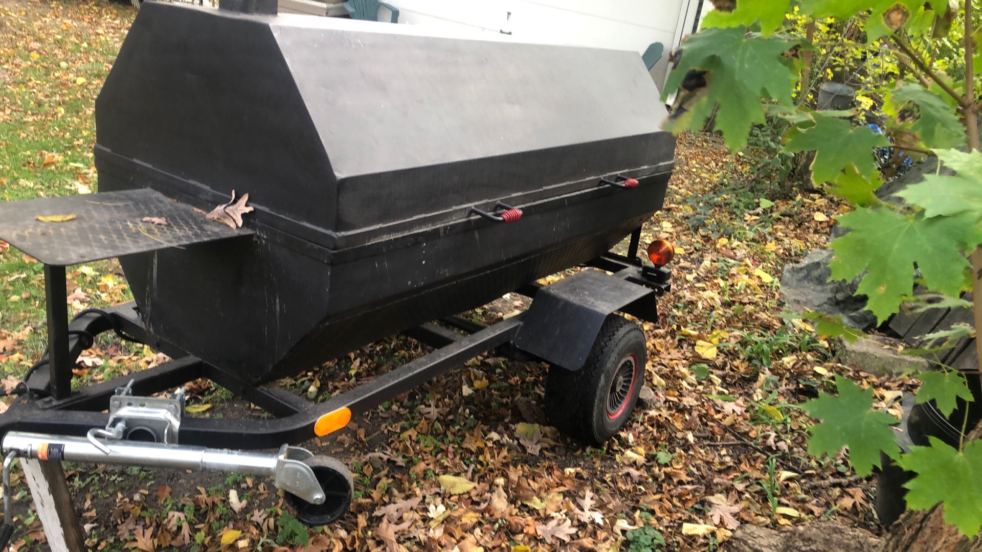 Up for sale I called This the cash cow perfect Bbq Grill for picnics, or to make money start your own business 6 feet long, 3 feet wide