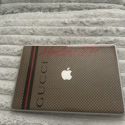 Apple MacBook Pro