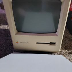 First APPLE computer