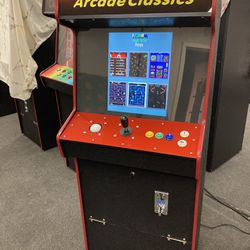Cabaret Size Upright Arcade Machine With 60 Games And Trackball Controller 