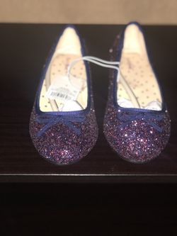 Girl’s ballet flats