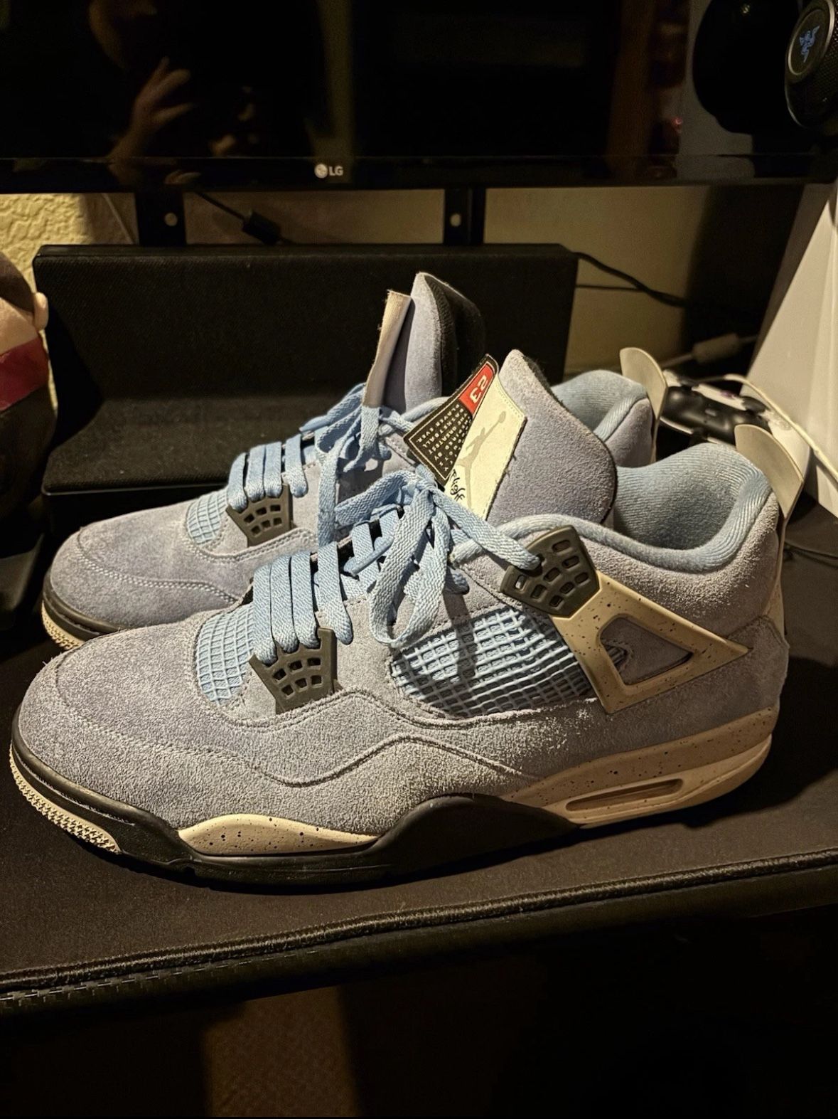 Jordan 4 Unc