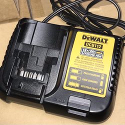DEWALT 12v/20v Battery Charger 