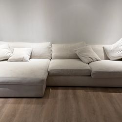 Large 12ft Modern Sectional Sofa – Needs Cleaning