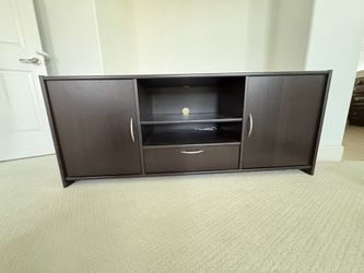 Media Console - Excellent Condition