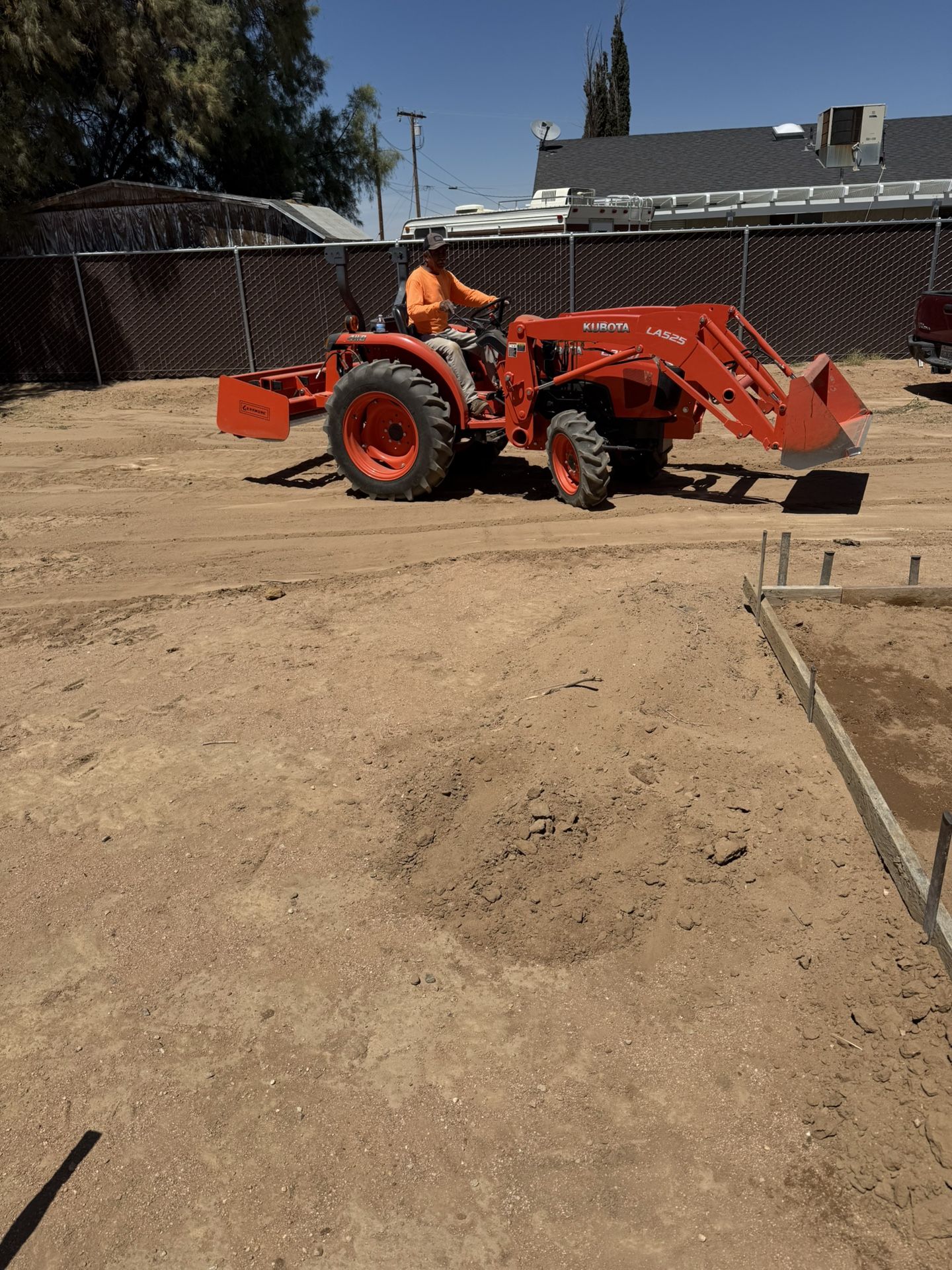 Tractor