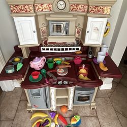 Step 2 kitchen As Is Acsesories Incluidos $68