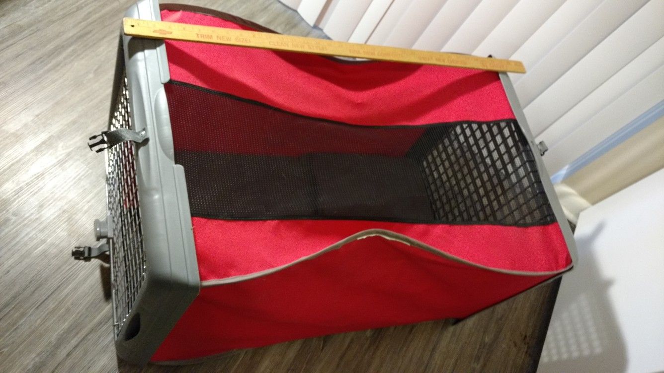36 x 20 x 20 folding collapsible scarlet and gray dog crate