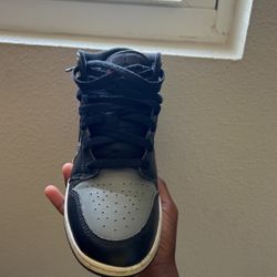  Air Jordans 1s Size 4 1/2