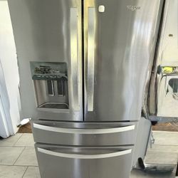 OBO-Whirlpool French-Door Refrigerator – $650 (OBO) Model: WRX735SDHZ03