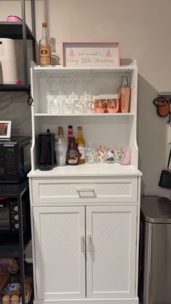 Coffee/wine bar