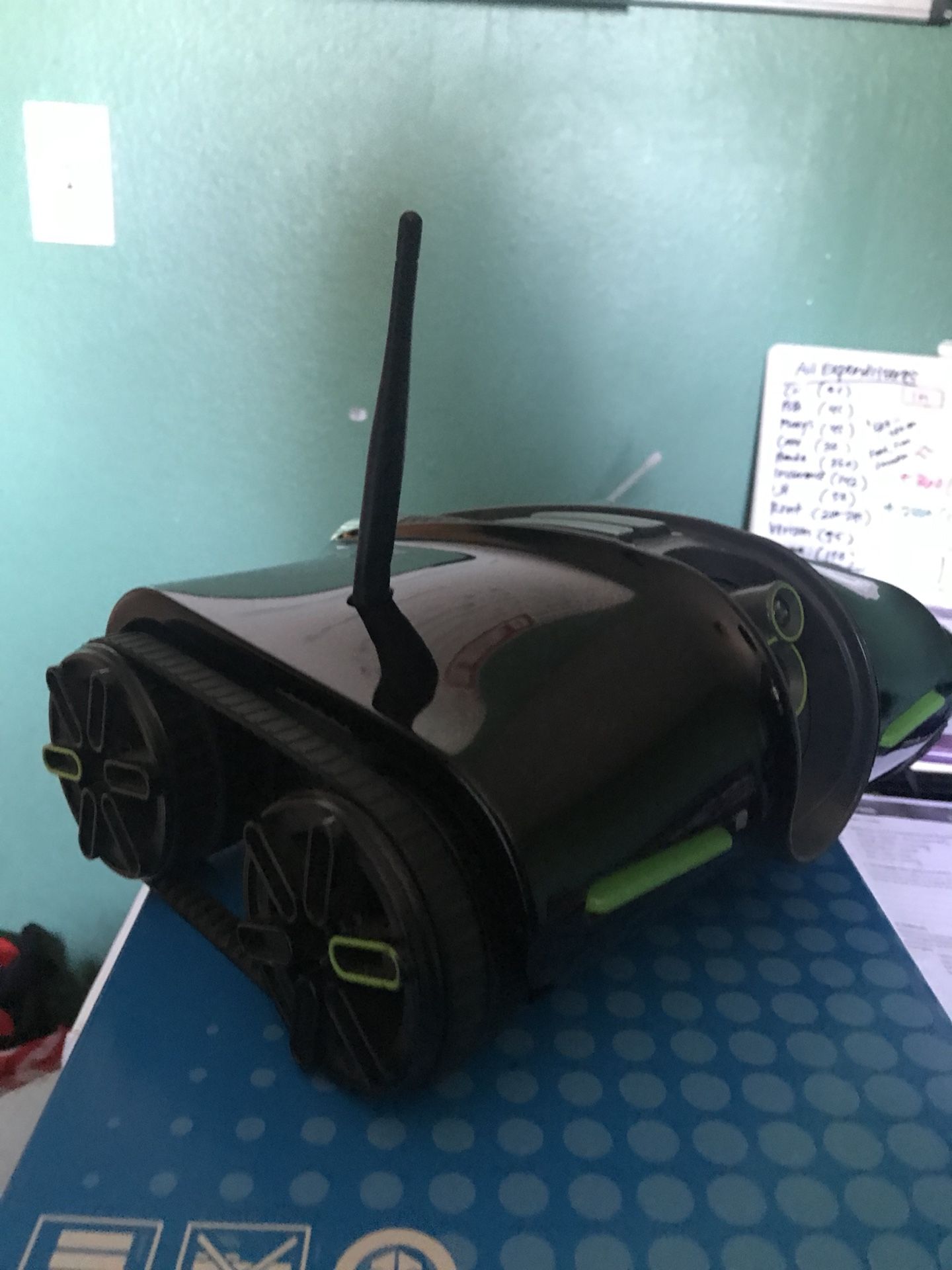 Brookstone Rover 2.0 App-Controlled Wireless Spy Tank w Camera NIB