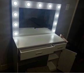 Vanity, Vanity Desk with Mirror, Large Drawer and Power Socket with 11 Light Bulbs and 3 Adjustable Lighting Modes, Vanity Table Ideal for Bedroom
