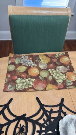 Set of 8 Double Sided Placements 