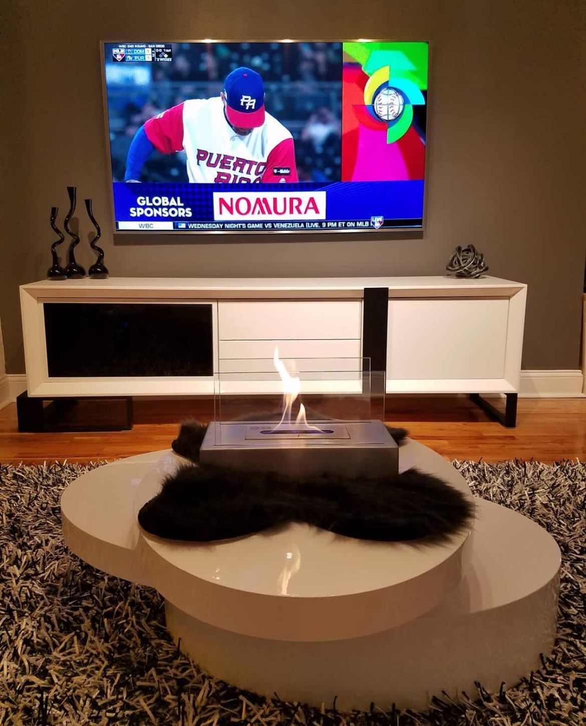 Modern TV Stand For Hidden Devices