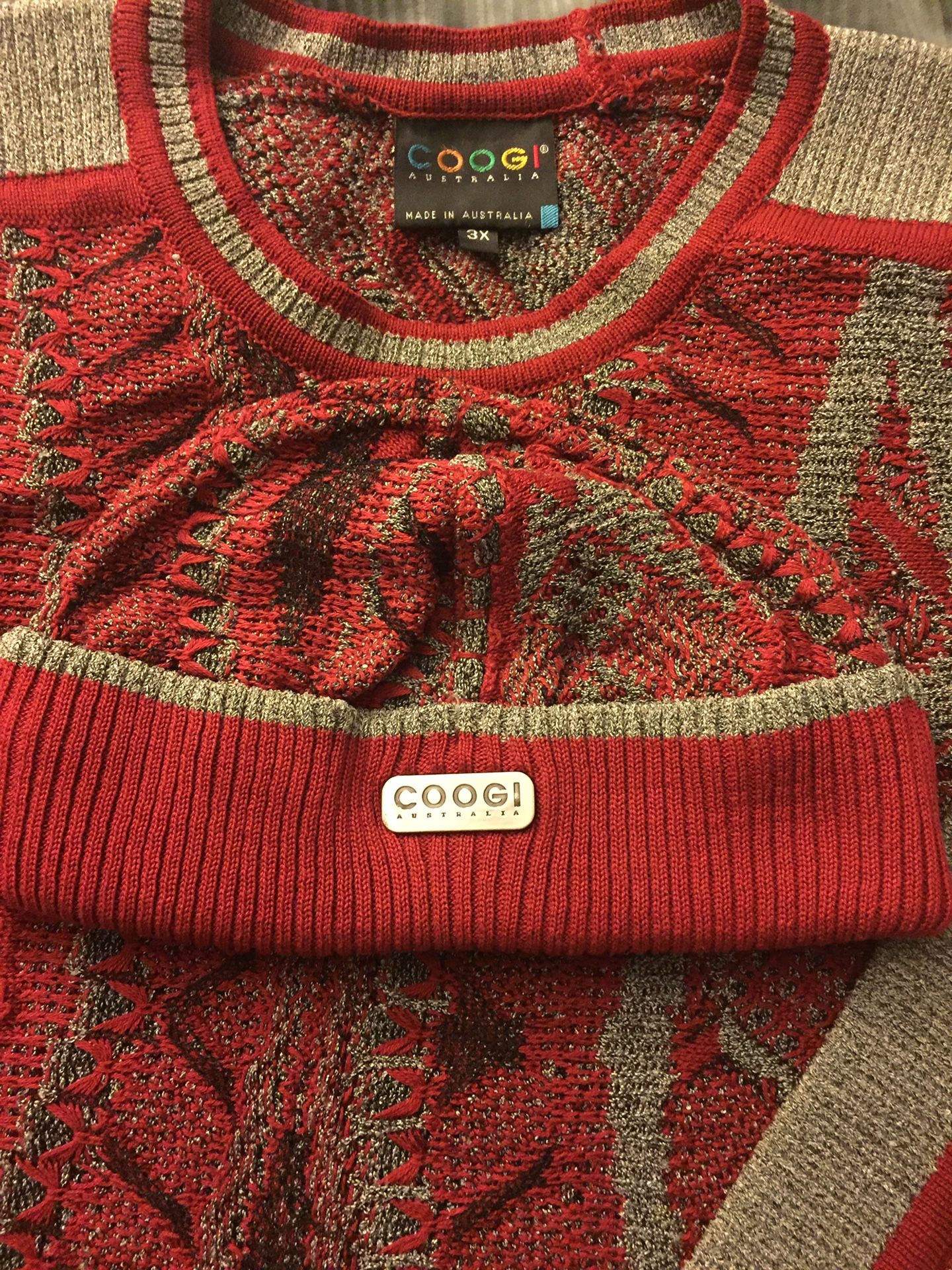 COOGI SWEATER & SKULLY
