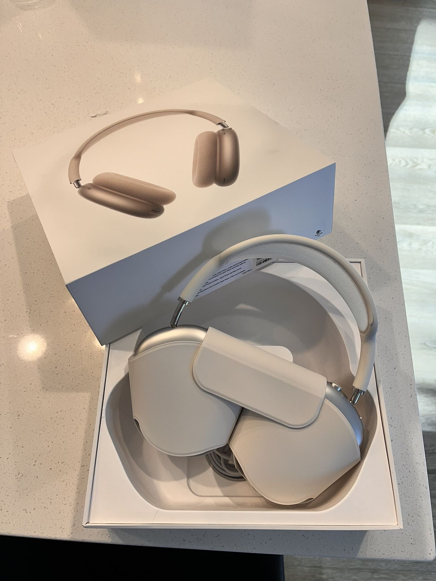 Air Pod Max (Pre Owned)